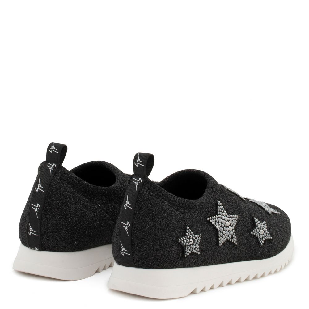 ALENA STAR JR. - Black - Low-top sneakers