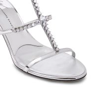 サンダル・ミュール GIUSEPPE ZANOTTI SS23 MINNAH SANDAL. (E300009_001) MINNAH