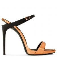 の*ん様 GIUSEPPE ZANOTTI トングサンダル ブラック/ゴールド Giuseppe Zanotti Black/Gold Leather and Suede Cruel Summer