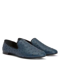 靴 Trois Logo Loafers Trois Logo Loafers