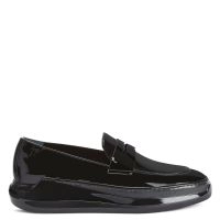 【関税&送料込】GALIANO Accessories Black IU30007001_A_1.webp