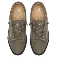 スニーカー GIUSEPPE ZANOTTI FW21 FRANKIE SNEAKERS (RS10035_005) Amazon.com: Giuseppe Zanotti, Frankie Black Laminated