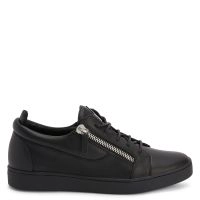 【新品】ZANOTTI 　スエードピンヒール　IT36 (23cm) RU10071K36_A_1.webp