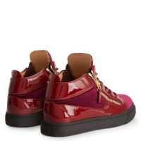 新品★ Giuseppe Zanotti Kriss スニーカー　38 KRISS: Low-top sneakers Black | Giuseppe Zanotti